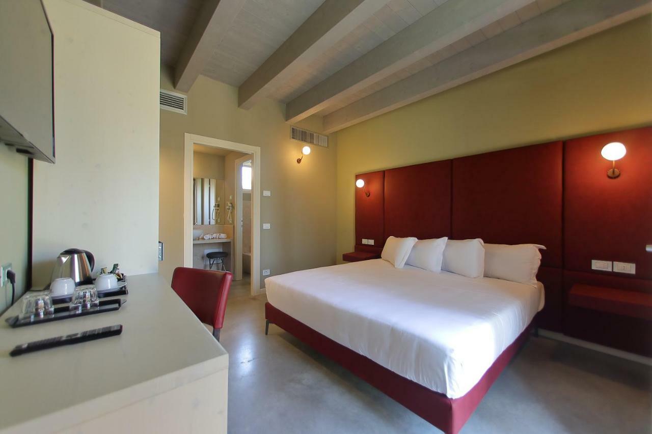 La Boheme Chambres Lazise Exteriör bild