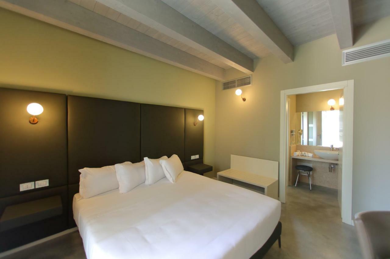 La Boheme Chambres Lazise Exteriör bild