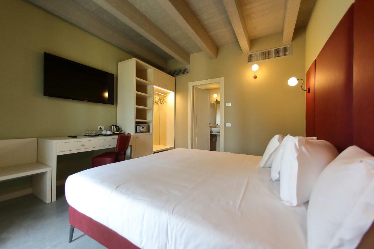 La Boheme Chambres Lazise Exteriör bild